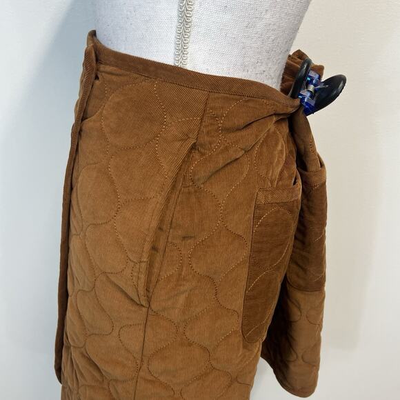 Madewell Brown Quilted Corduroy Button Wrap Skirt Size 14 Boho Short Pockets - Picture 8 of 11